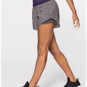 Lululemon Hotty Hot Short II